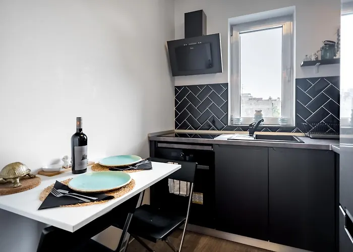 Modern Industrial Retreat شقة بوخارست